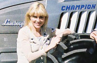 2003 SUSIE MARONEY